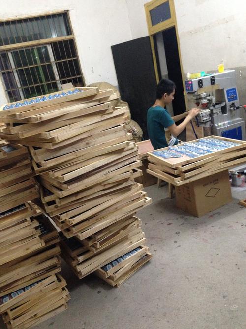 义乌市印刷厂 移印 丝印加工 丝网印刷 烫金 玻璃 硅胶 金属印刷